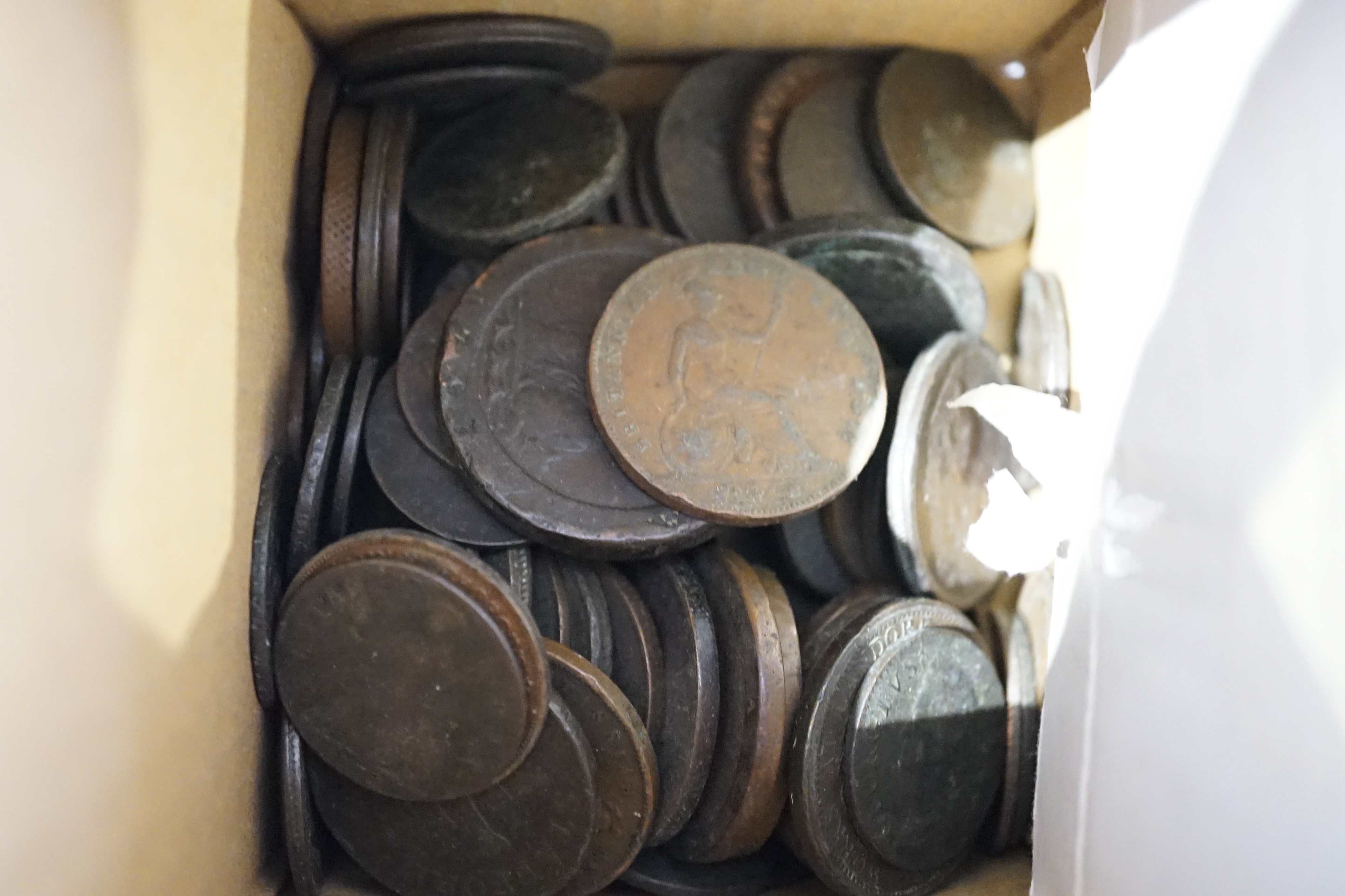 British coins, George III to Elizabeth II, a large quantity of loose coins, including George III copper coins such as 1797 Soho twopence, the majority pre-decimal ranging from two shillings to pennies including pre 1947